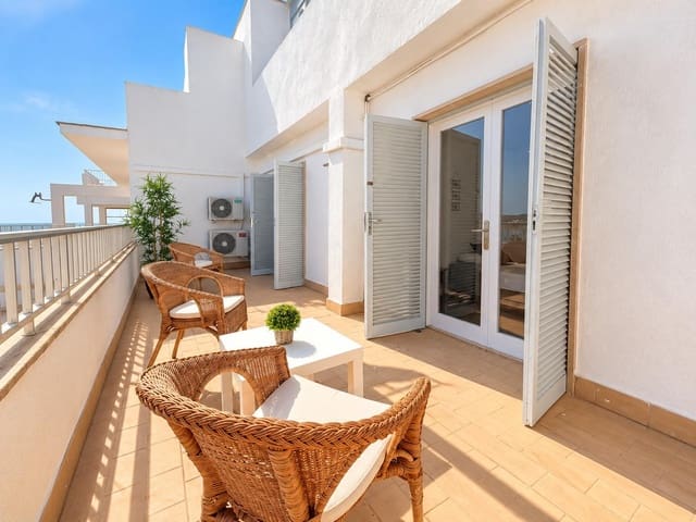 Ático de 4 habitaciones en Palma de Mallorca en alquiler - 2.300 € (Ref: 7061463)