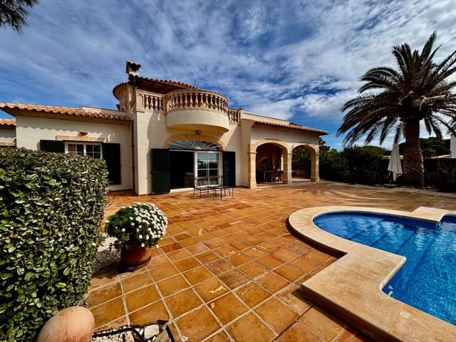 Chalet de 3 habitaciones en Cala Pi, Llucmajor en venta con piscina garaje - 4.100.000 € (Ref: 7303380)
