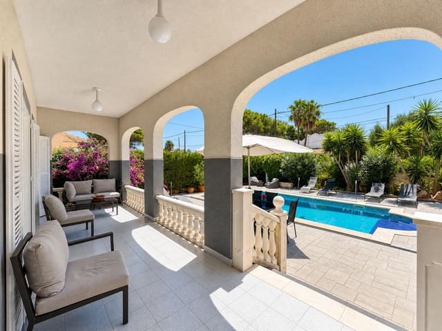 4 slaapkamer Villa te koop in Cala Pi, Llucmajor met zwembad garage - € 840.000 (Ref: 7512812)