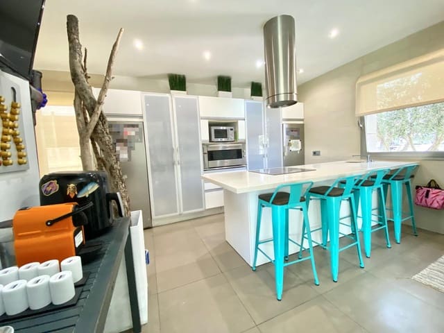 3 soverom Villa til salgs i Son Serra - La Vileta, Palma de Mallorca med svømmebasseng garasje - € 950 000 (Ref: 7789526)