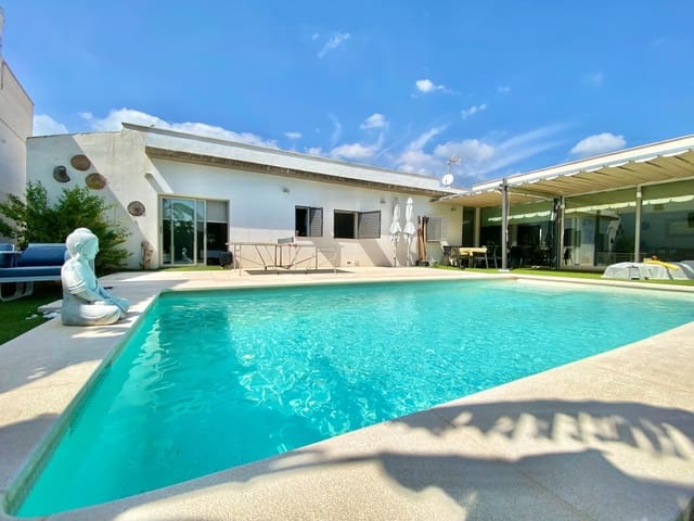 3 soveværelse Villa til salg i Son Serra - La Vileta, Palma de Mallorca med swimmingpool garage - € 950.000 (Ref: 7789526)