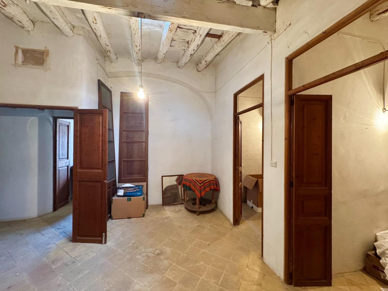 6 bedroom Townhouse for sale in Campos - € 430,000 (Ref: 8040601)