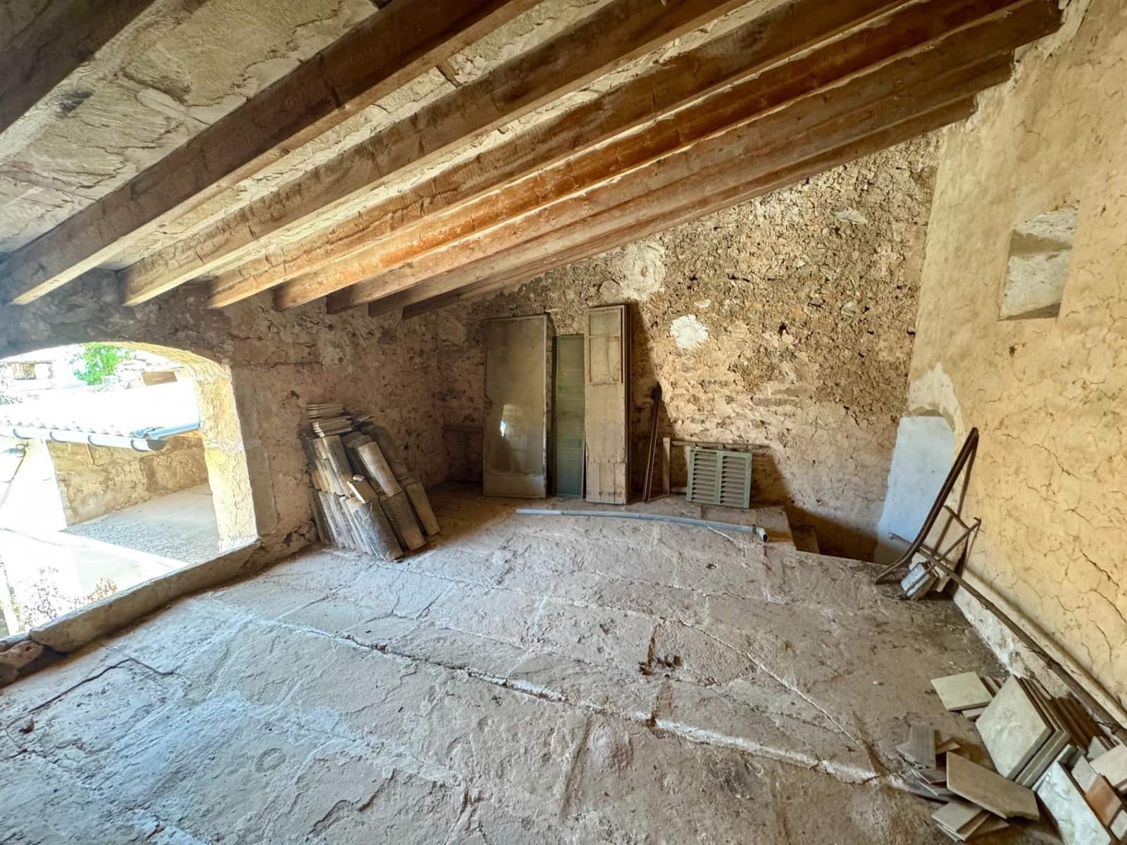 6 bedroom Townhouse for sale in Campos - € 430,000 (Ref: 8040601)