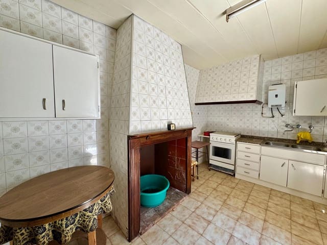 6 makuuhuone Omakotitalo myytävänä paikassa Campos - 410 000 € (Ref: 8040601)