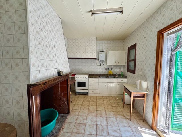 6 makuuhuone Omakotitalo myytävänä paikassa Campos - 410 000 € (Ref: 8040601)