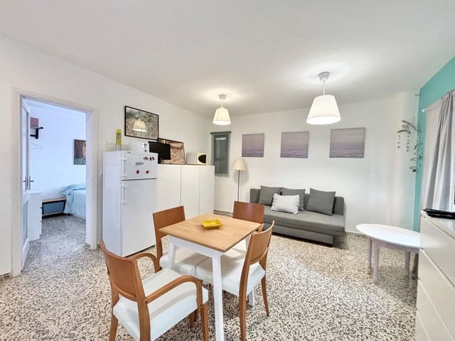 1 makuuhuone Kattohuoneisto vuokrattavana paikassa Sa Rapita / La Rapita, Campos - 900 € (Ref: 8531830)