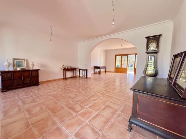 3 slaapkamer Villa te koop in Santanyí met garage - € 1.290.000 (Ref: 8615176)