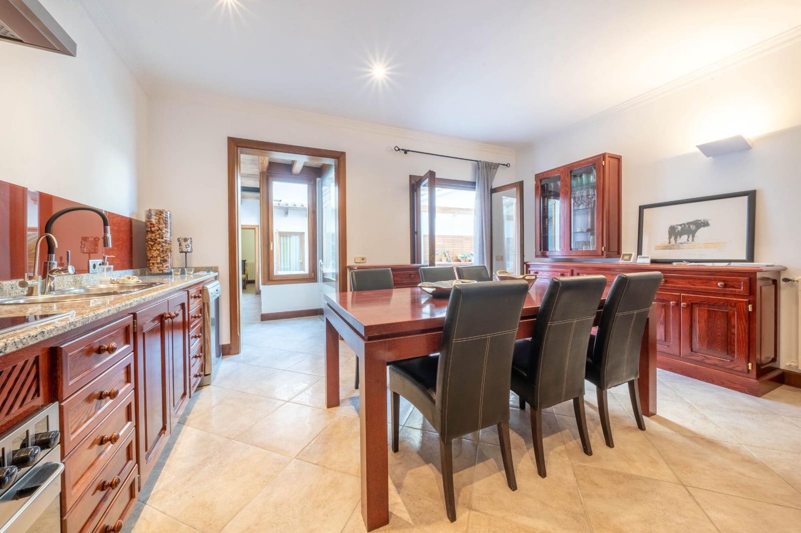 3 bedroom Villa for sale in Llucmajor with garage - € 635,000 (Ref: 8686413)