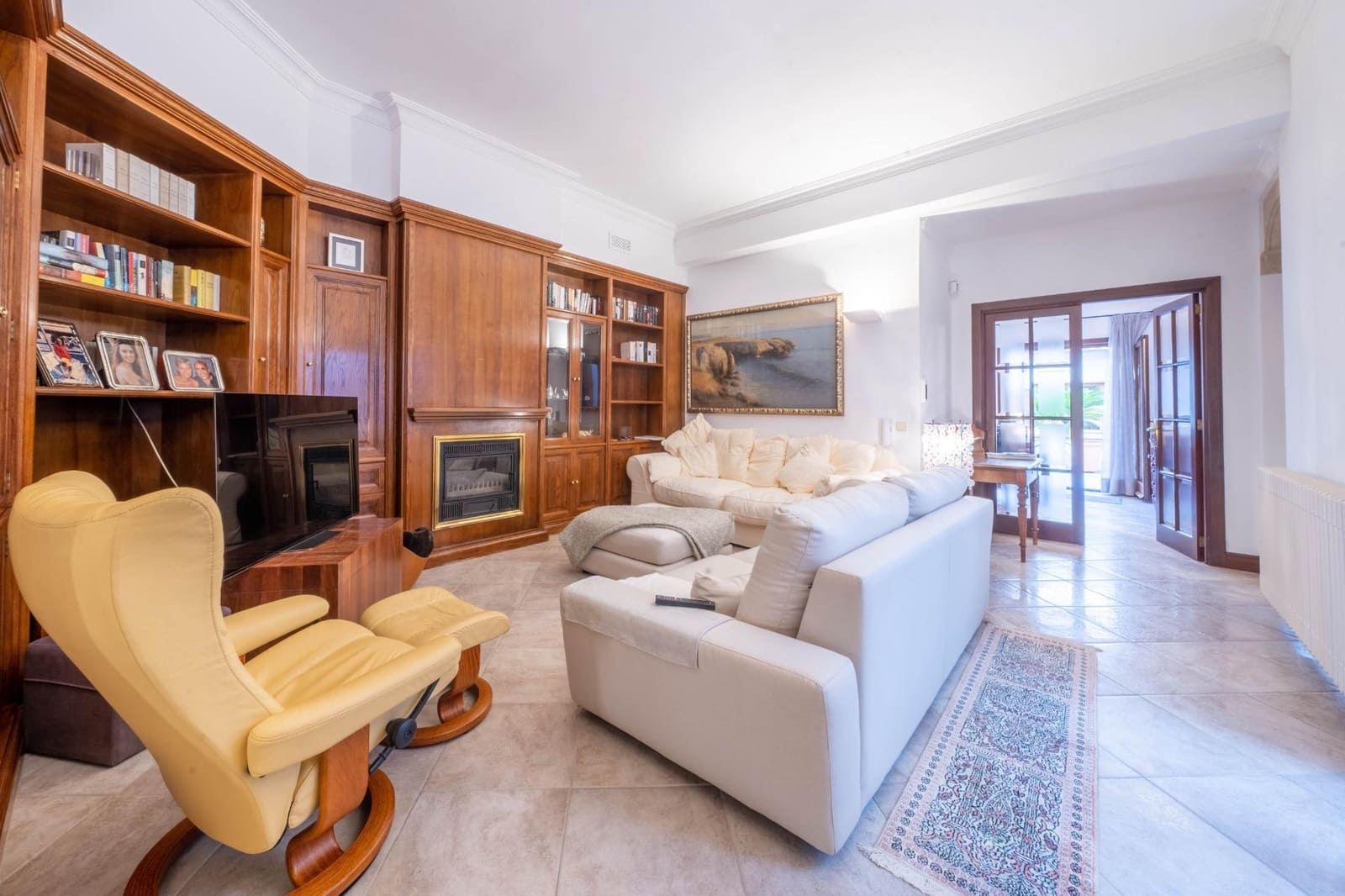 3 bedroom Villa for sale in Llucmajor with garage - € 635,000 (Ref: 8686413)