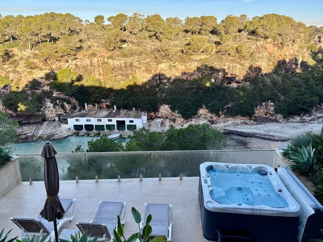 3 camera da letto Villetta Bifamiliare in vendita in Llucmajor - 1.490.000 € (Rif: 8692797)