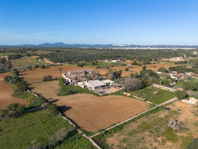 Finca/Casa Rural de 4 habitaciones en Campos en venta con garaje - 1.200.000 € (Ref: 8757951)