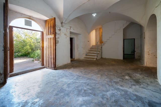 4 bedroom Finca/Country House for sale in Campos with garage - € 1,200,000 (Ref: 8757951)