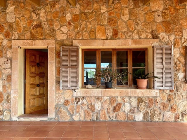 5 soverom Finca/Herregård til salgs i Santanyí med garasje - € 1 500 000 (Ref: 8792671)