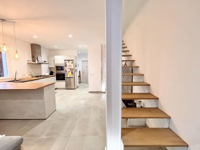 3 soverom Villa til salgs i Porreres med garasje - € 545 000 (Ref: 8859705)