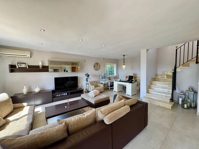 3 chambre Villa/Maison à vendre à Llucmajor avec piscine - 860 000 € (Ref: 8992147)