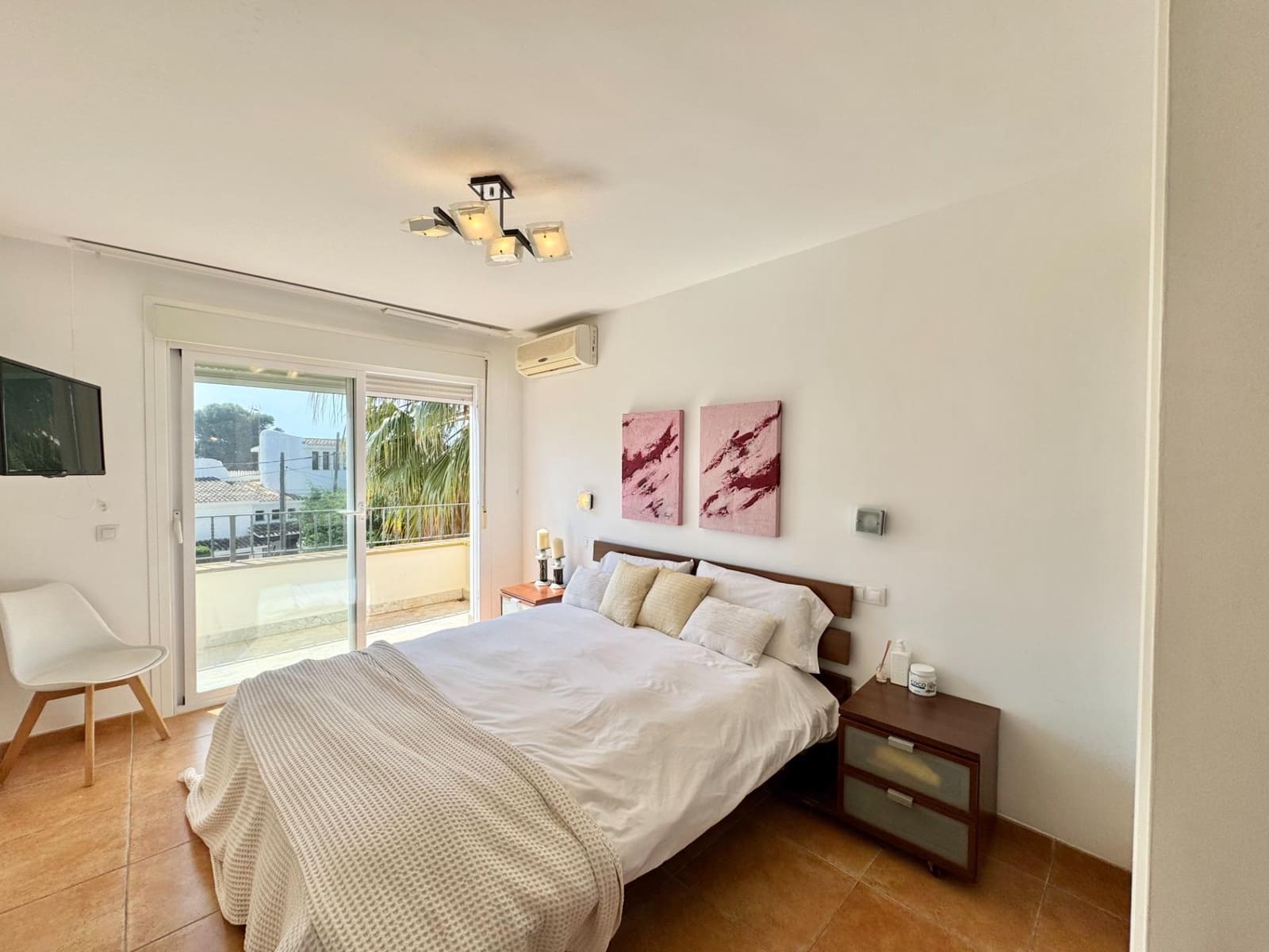 3 bedroom Villa for sale in Llucmajor with pool - € 860,000 (Ref: 8992147)