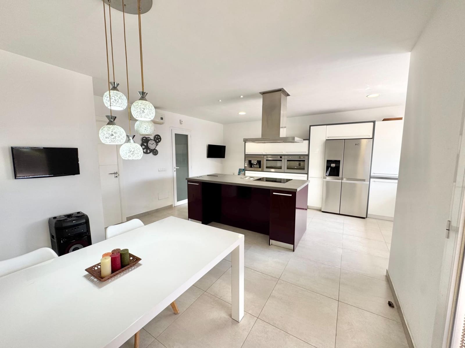 3 bedroom Villa for sale in Llucmajor with pool - € 860,000 (Ref: 8992147)