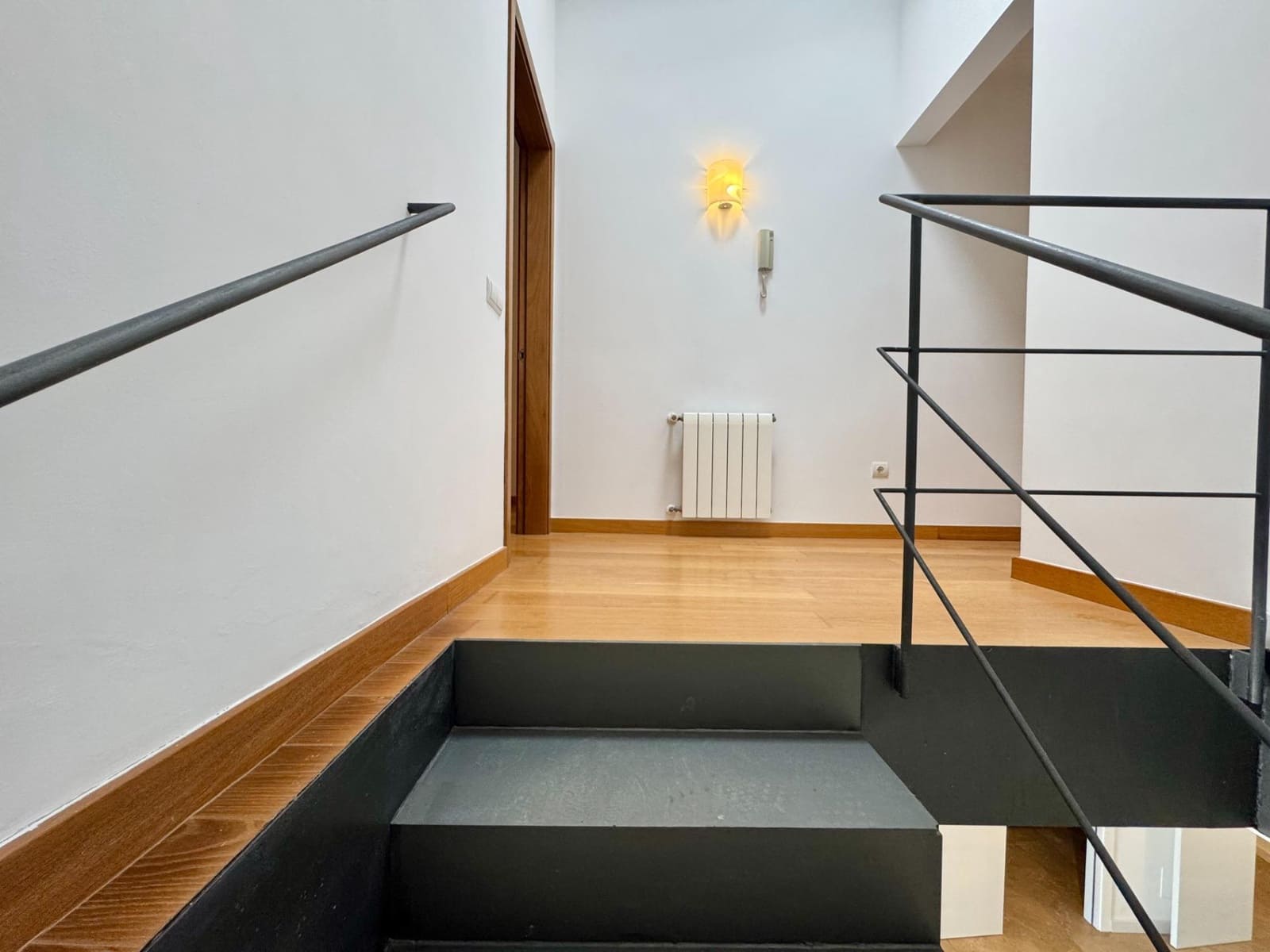 3 sypialnia Dom szeregowy na sprzedaż w Alaro z garażem - 875 000 € (Ref: 9020852)