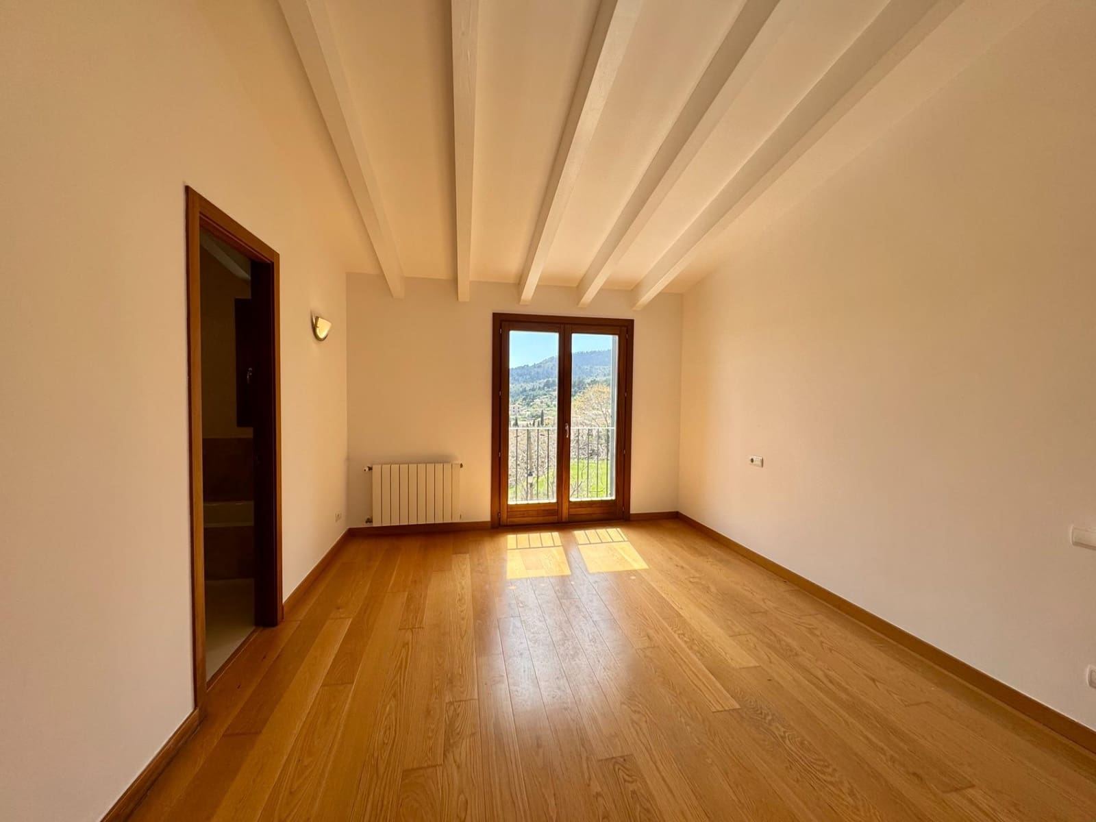 3 sypialnia Dom szeregowy na sprzedaż w Alaro z garażem - 875 000 € (Ref: 9020852)