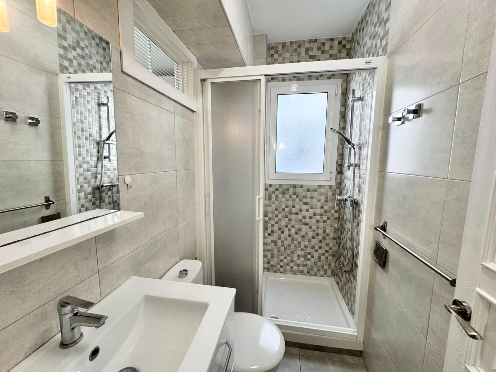 4 bedroom Flat for sale in Palma de Mallorca - € 459,000 (Ref: 9042167)