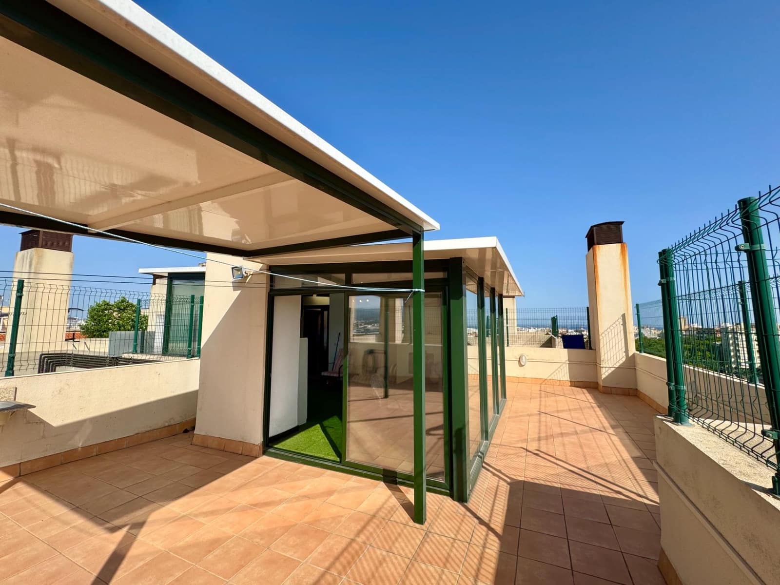 3 soveværelse Penthouse til salg i Palma de Mallorca med swimmingpool garage - € 579.000 (Ref: 9099036)