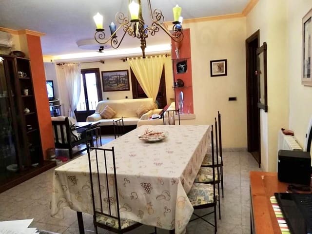 3 soveværelse Lejlighed til salg i Alcúdia - € 380.000 (Ref: 9099037)