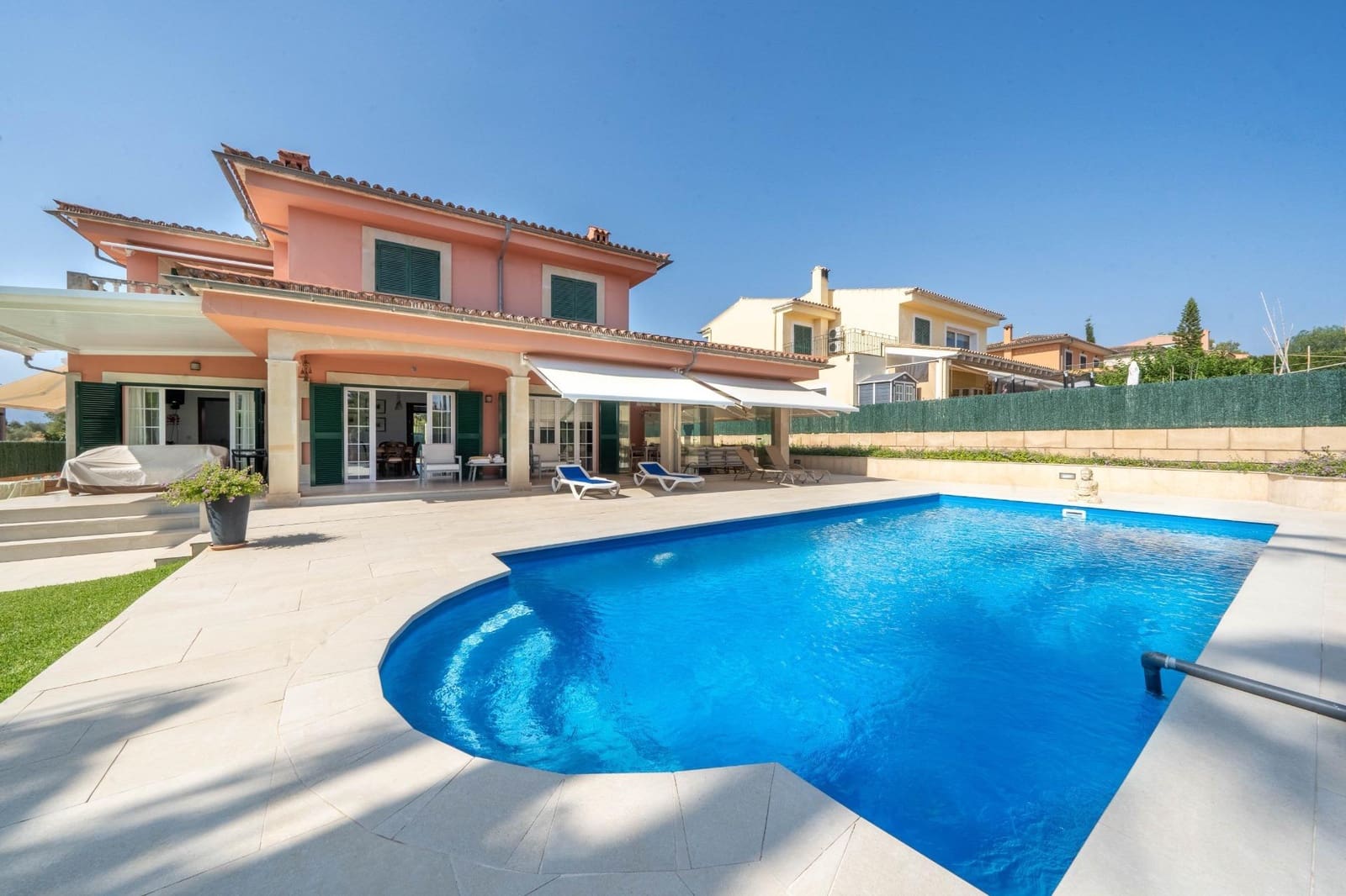 4 bedroom Villa for sale in Sa Cabaneta / La Cabaneta with pool garage - € 1,295,000 (Ref: 9104585)