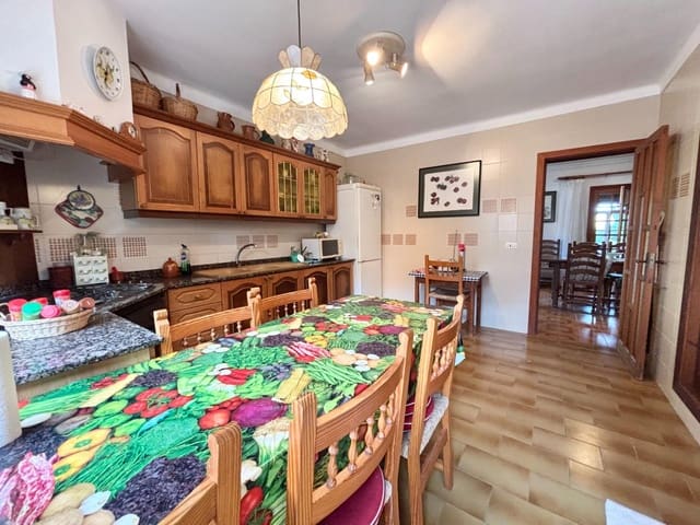 3 sypialnia Willa na sprzedaż w Llucmajor z garażem - 546 000 € (Ref: 9118650)