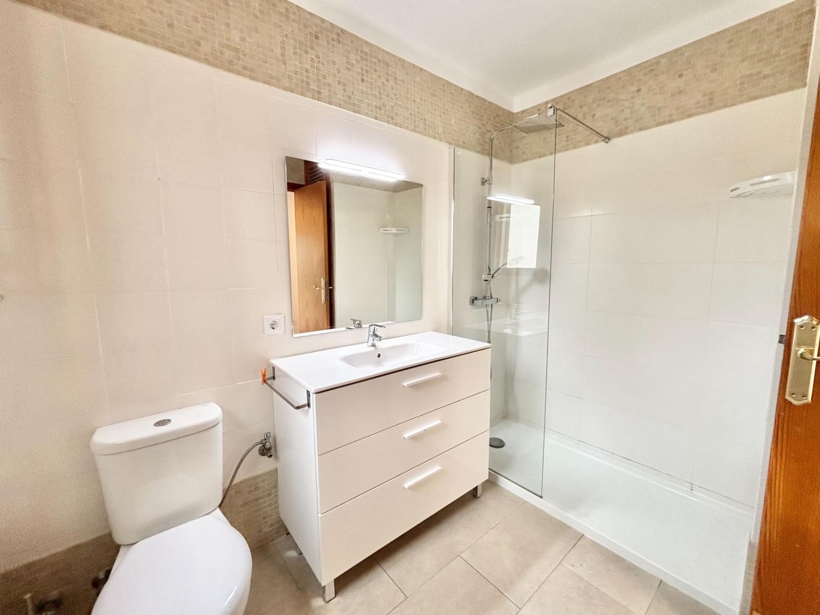 3 bedroom Semi-detached Villa for sale in Llucmajor with pool - € 1,150,000 (Ref: 9145428)