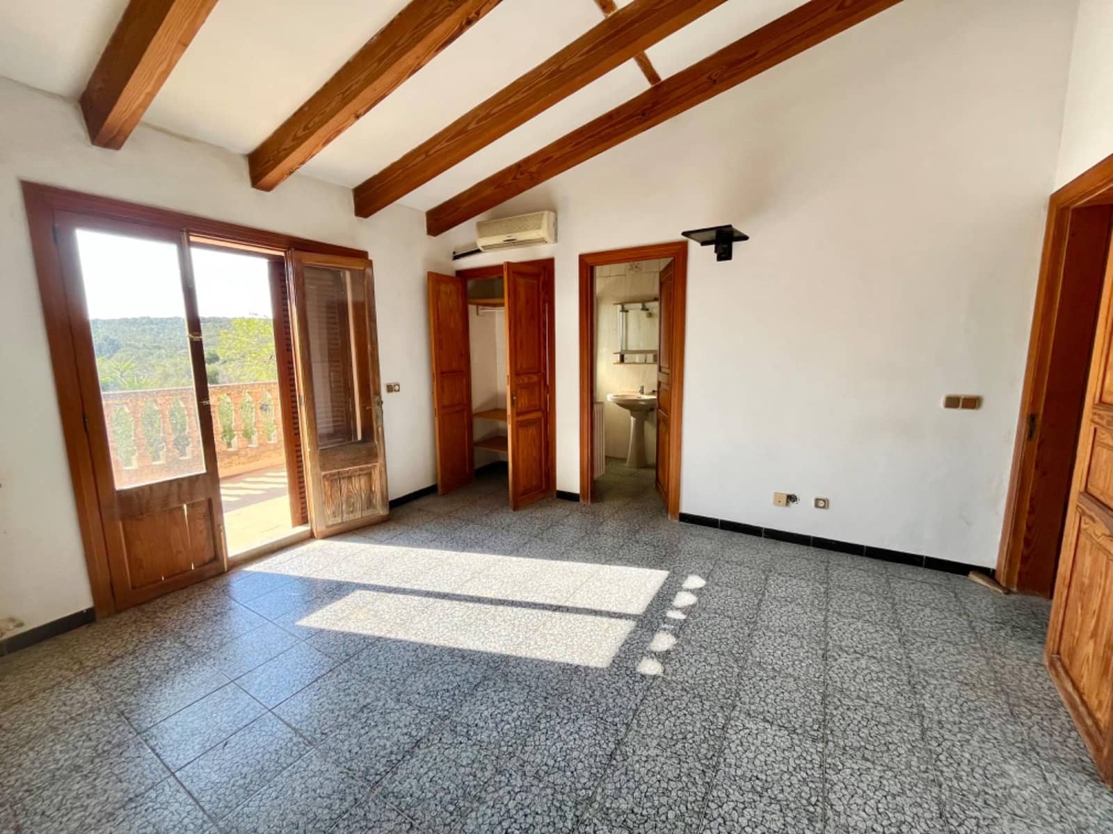 4 slaapkamer Finca/Landhuis te koop in Campos met garage - € 870.000 (Ref: 9156078)