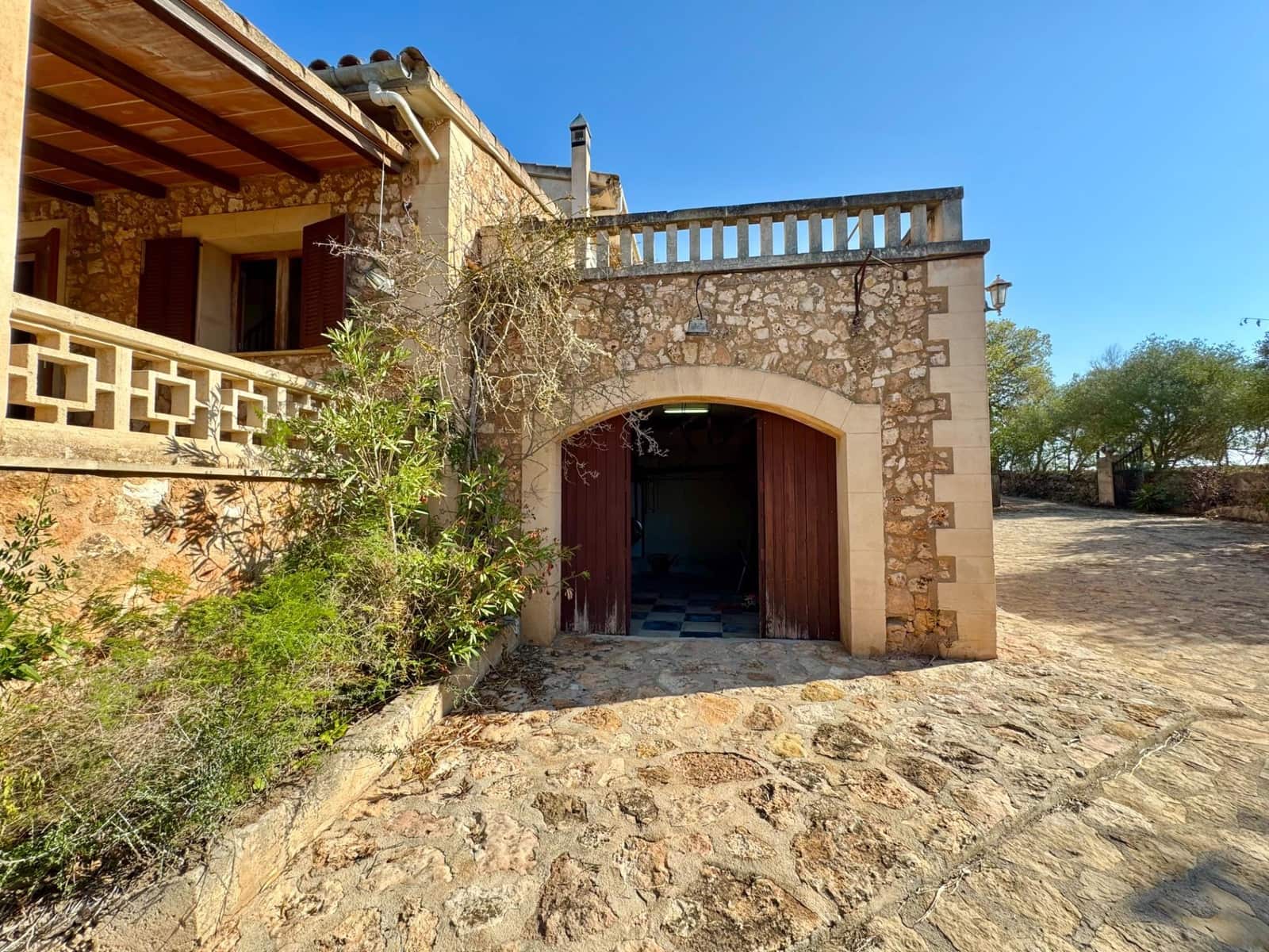 4 slaapkamer Finca/Landhuis te koop in Campos met garage - € 870.000 (Ref: 9156078)