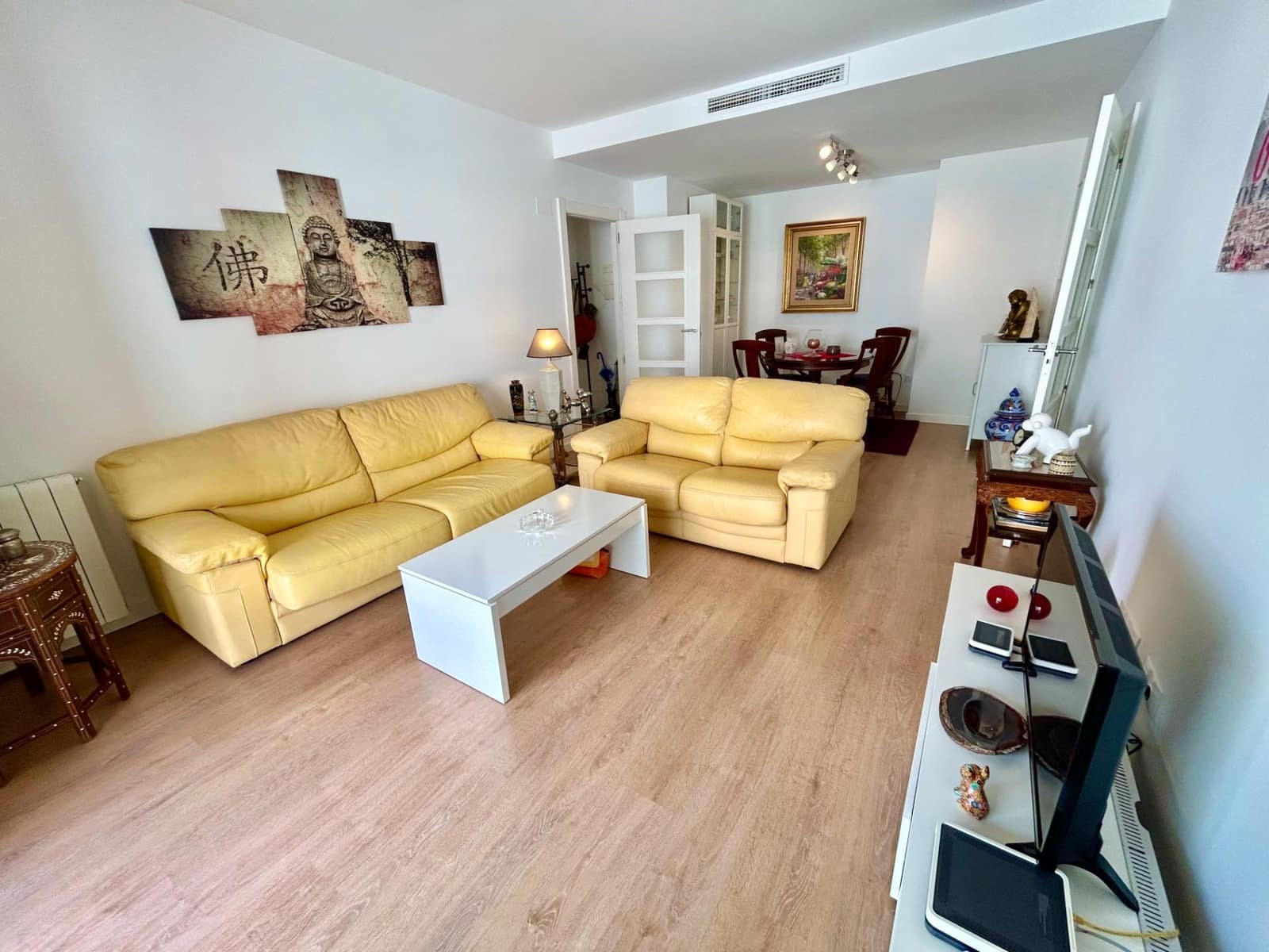 2 bedroom Flat for sale in Palma de Mallorca - € 360,000 (Ref: 9157932)