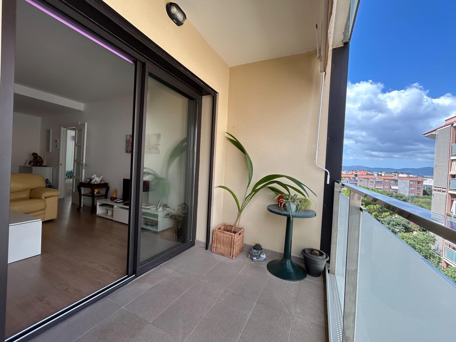2 bedroom Flat for sale in Palma de Mallorca - € 360,000 (Ref: 9157932)