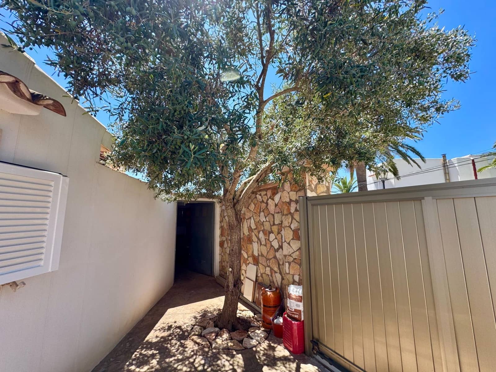 2 soverom Villa til salgs i Cala d'Or med svømmebasseng garasje - € 698 000 (Ref: 9162200)