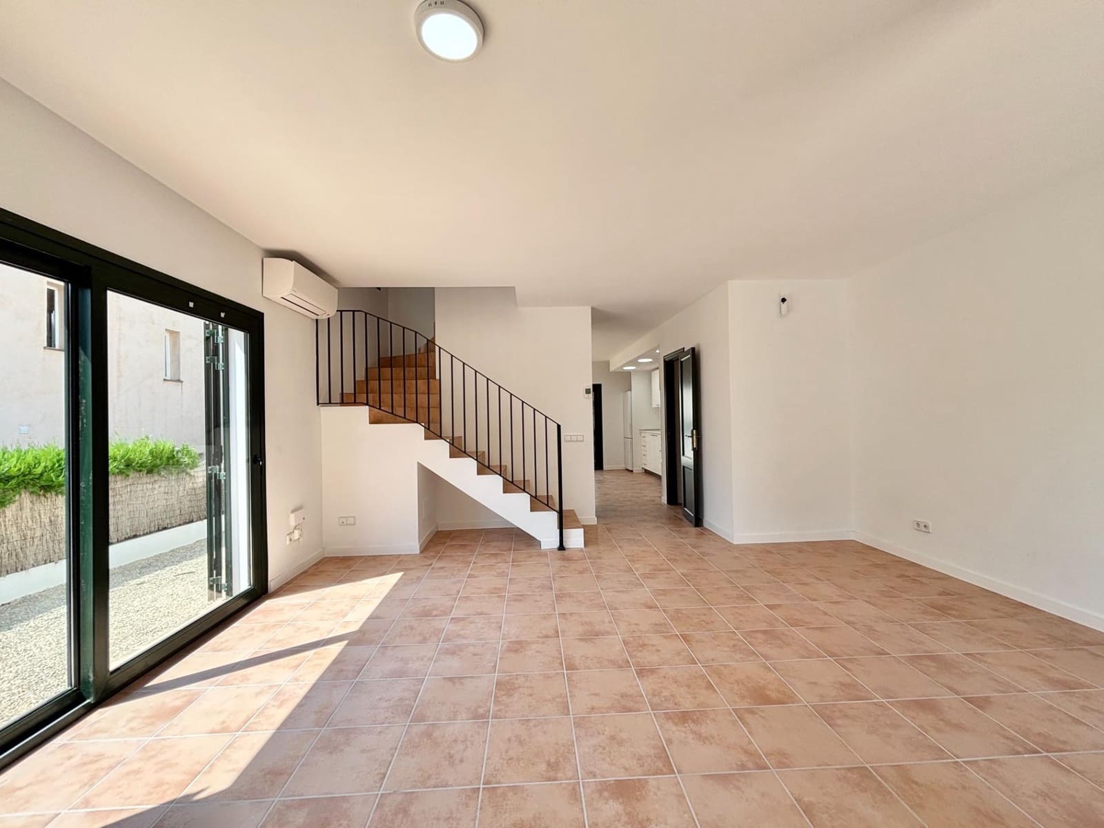 2 bedroom Semi-detached Villa for sale in Llucmajor - € 495,000 (Ref: 9165708)