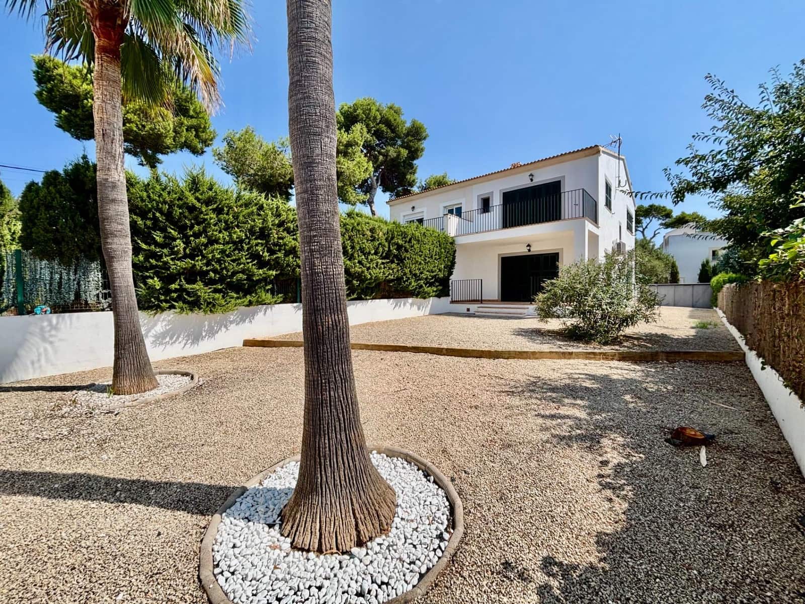 2 bedroom Semi-detached Villa for sale in Llucmajor - € 495,000 (Ref: 9165708)