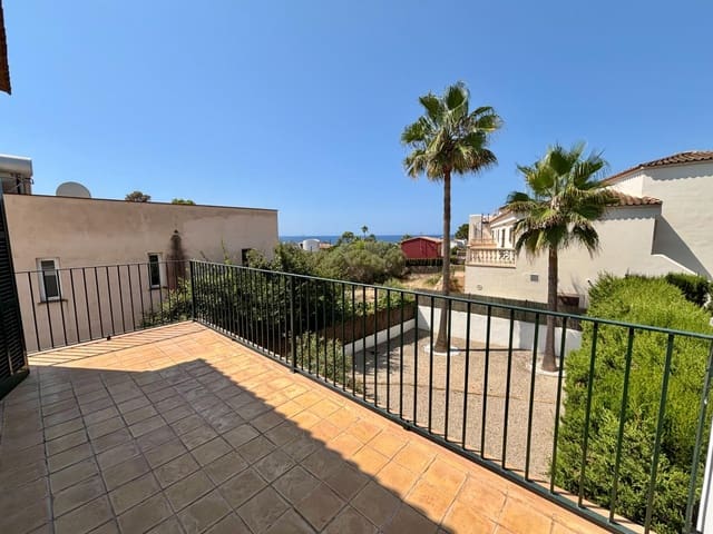 2 bedroom Semi-detached Villa for sale in Llucmajor - € 460,000 (Ref: 9165708)