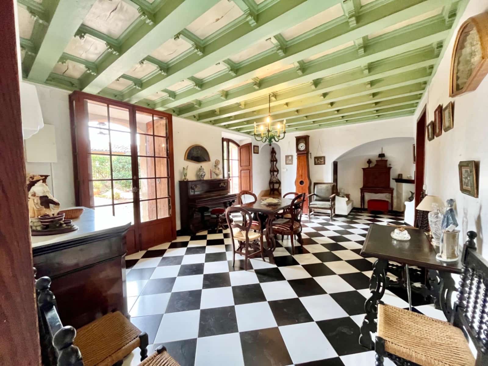 6 soveværelse Villa til salg i Palma de Mallorca med garage - € 1.788.066 (Ref: 9200433)
