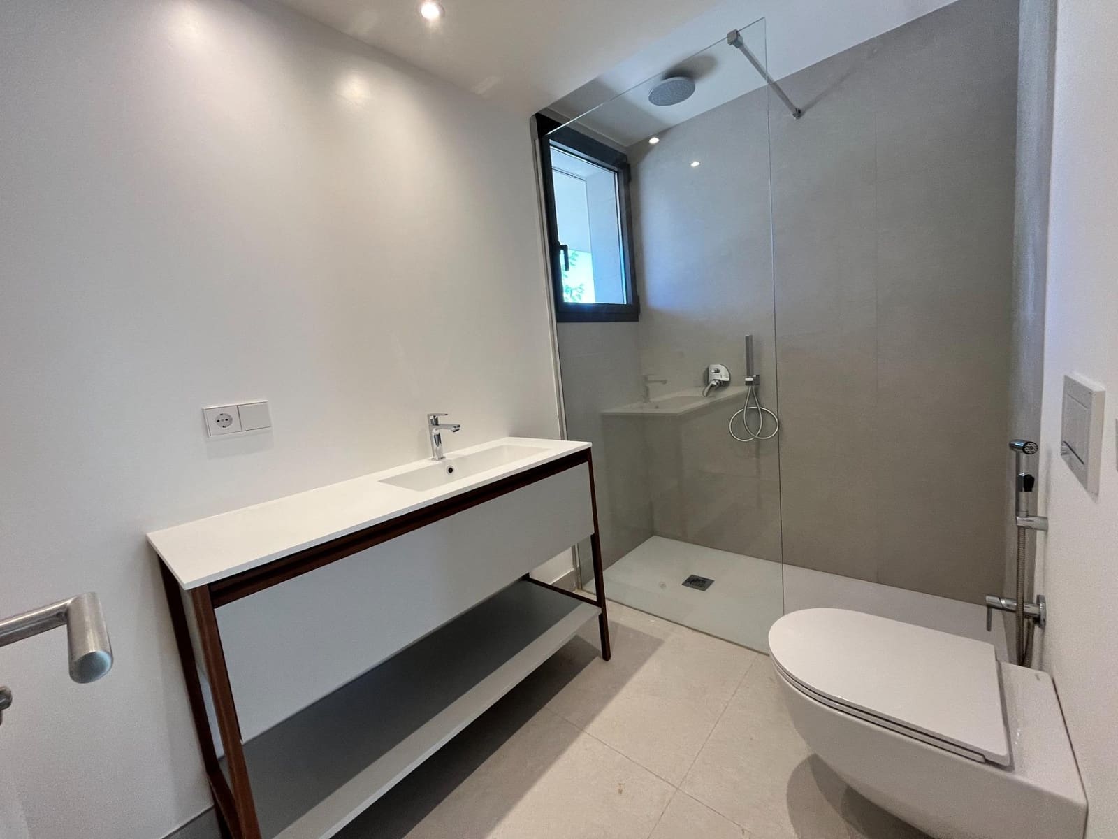 2 bedroom Apartment for sale in Sa Rapita / La Rapita with pool garage - € 729,000 (Ref: 9262533)