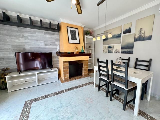 3 slaapkamer Rijtjeshuis te koop in Campos met garage - € 395.000 (Ref: 9296849)