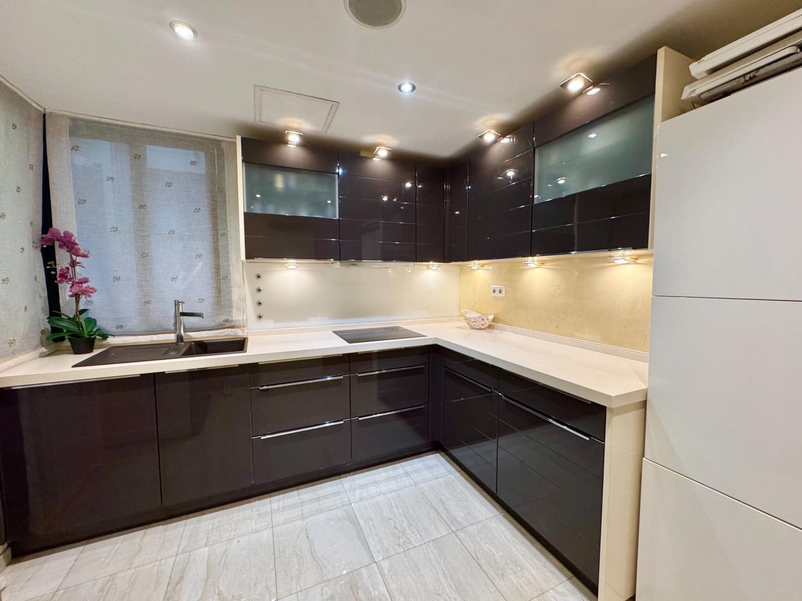 Piso de 2 habitaciones en Palma de Mallorca en venta con piscina garaje - 549.000 € (Ref: 9321855)