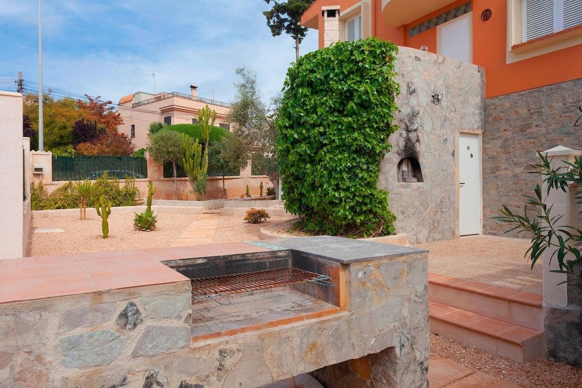Chalet de 7 habitaciones en Llucmajor en venta con piscina garaje - 1.200.000 € (Ref: 9330593)