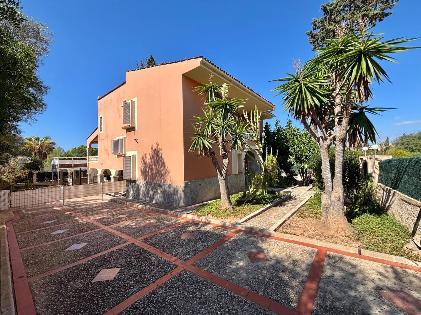 Chalet de 7 habitaciones en Llucmajor en venta con piscina garaje - 1.200.000 € (Ref: 9330593)