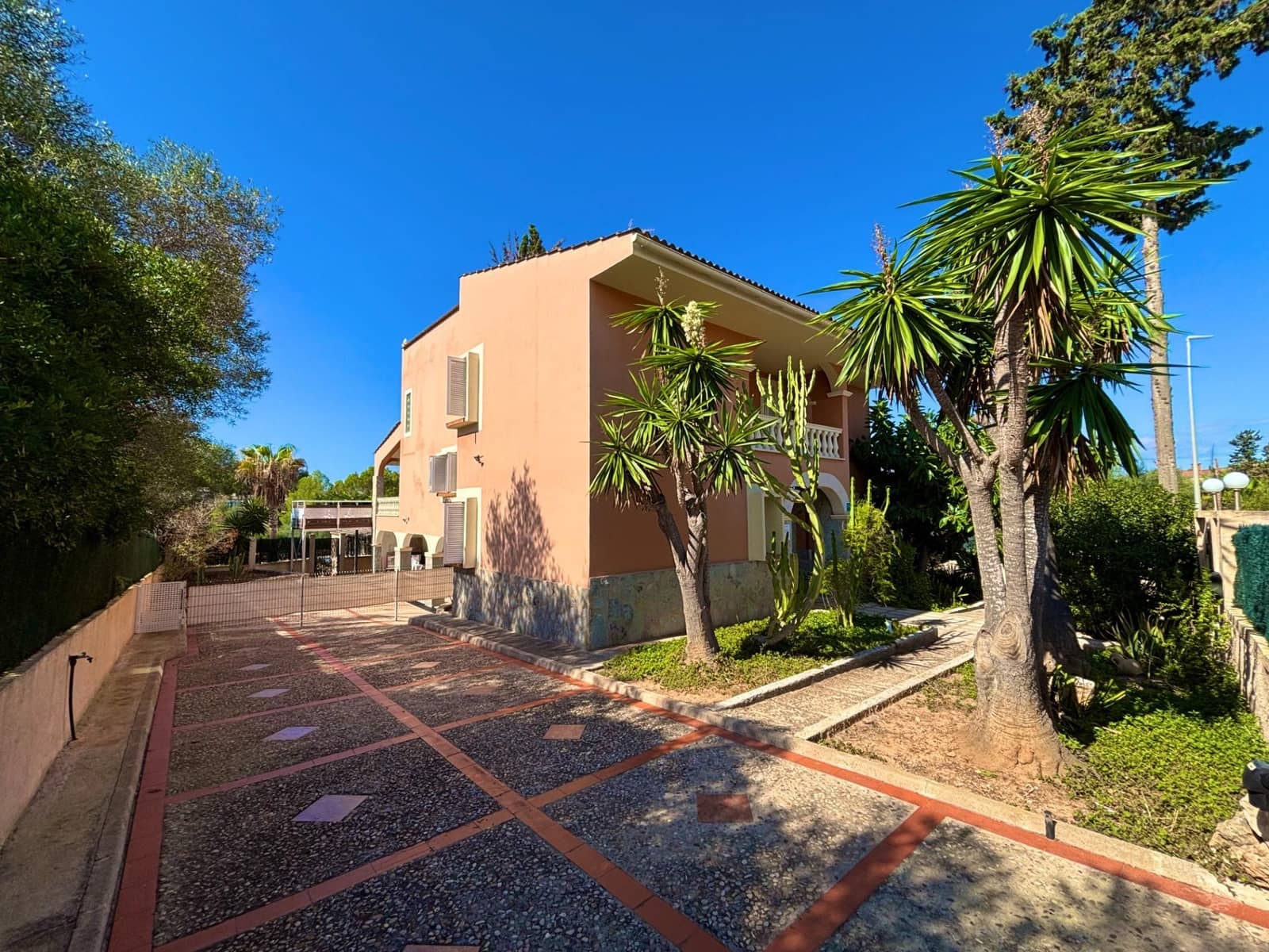 Chalet de 7 habitaciones en Llucmajor en venta con piscina garaje - 1.200.000 € (Ref: 9330593)