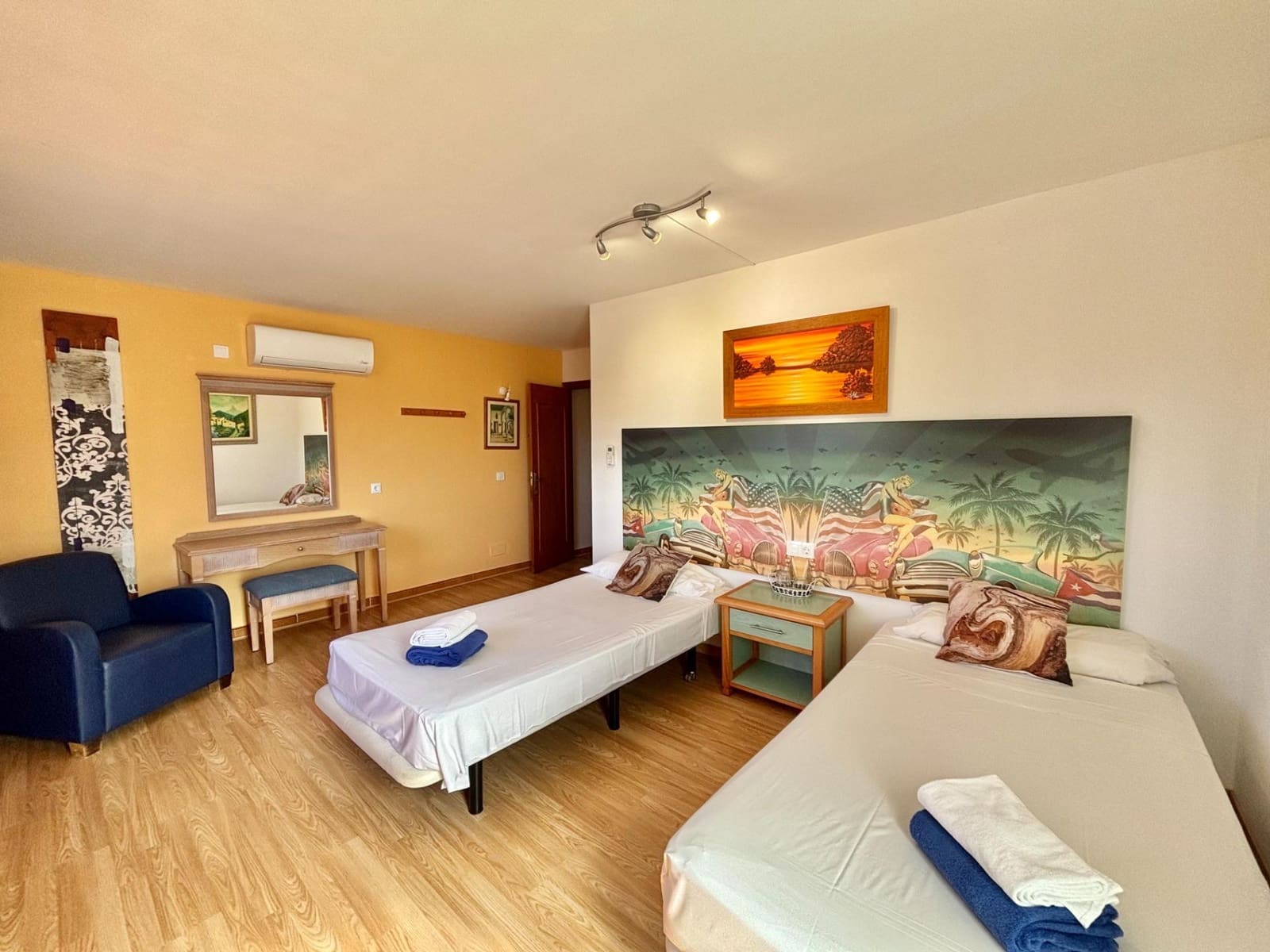 7 slaapkamer Villa te koop in Llucmajor met zwembad garage - € 1.200.000 (Ref: 9330593)