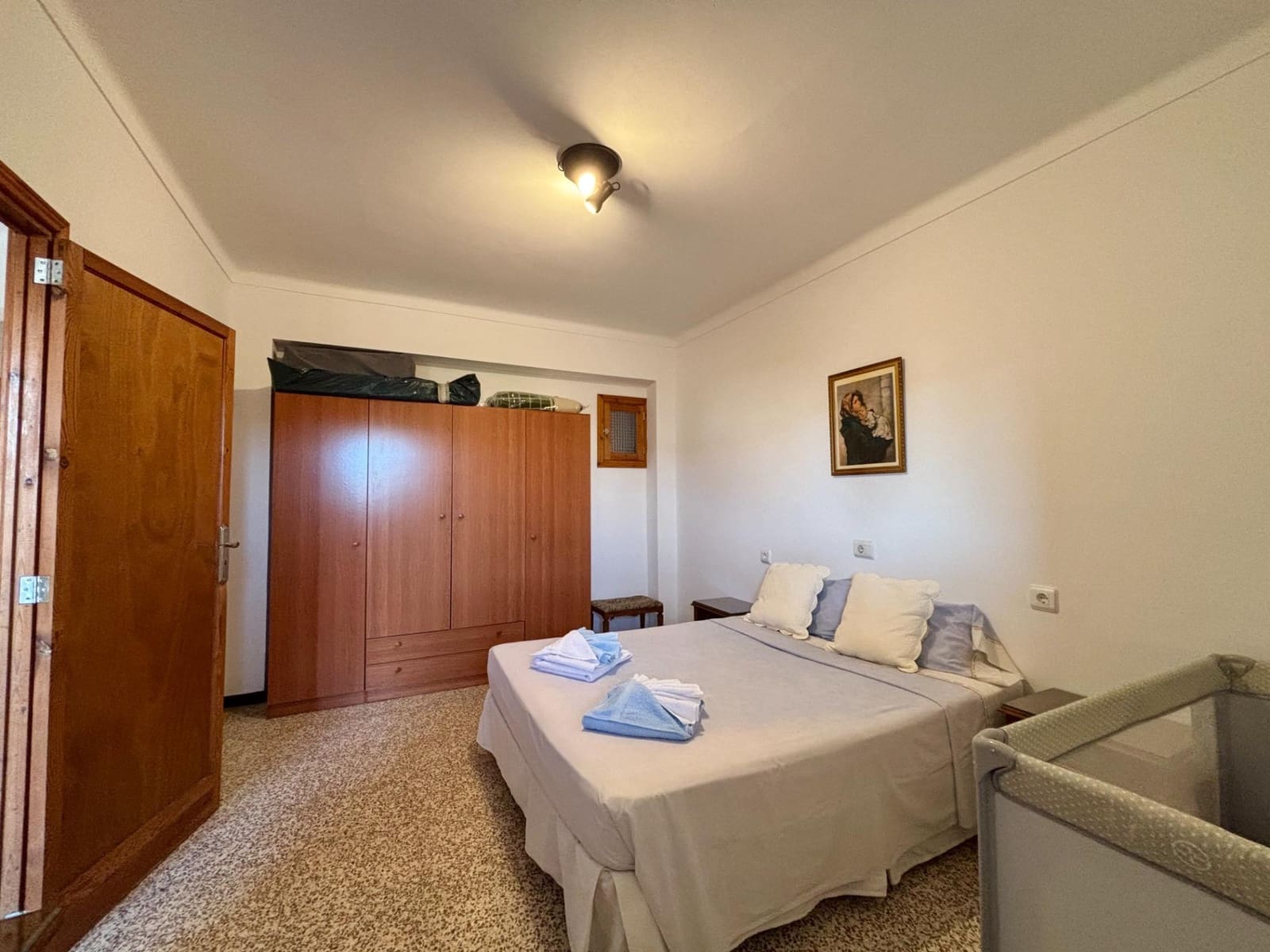 4 bedroom Flat for rent in Campos - € 1,800 (Ref: 9337976)