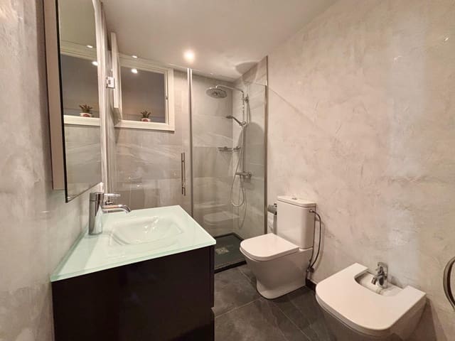 4 bedroom Flat for rent in Campos - € 1,800 (Ref: 9337976)