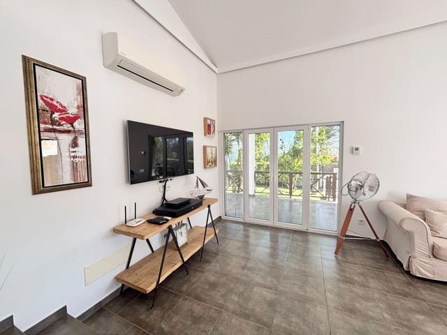 2 sypialnia Willa na sprzedaż w Llucmajor z basenem garażem - 850 000 € (Ref: 9347325)