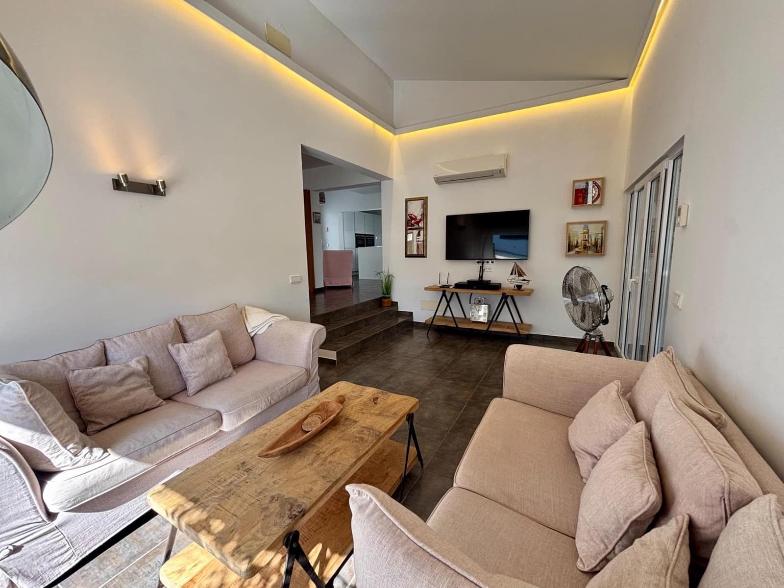 2 soverom Villa til salgs i Llucmajor med svømmebasseng garasje - € 850 000 (Ref: 9347325)