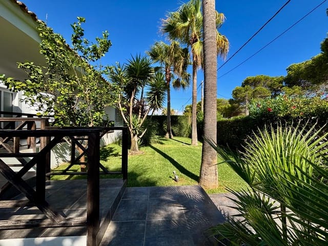 2 bedroom Villa for sale in Llucmajor with pool garage - € 850,000 (Ref: 9347325)